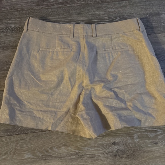 Shorts - Picture 2 of 3